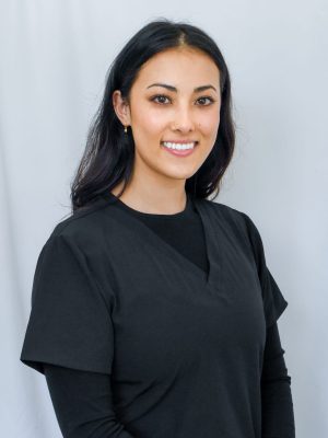 Leah Registered Dental Hygienist Headshot